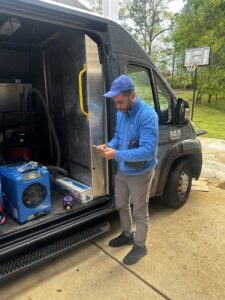 24/7 emergency restoration service by Aquaflame Restores It